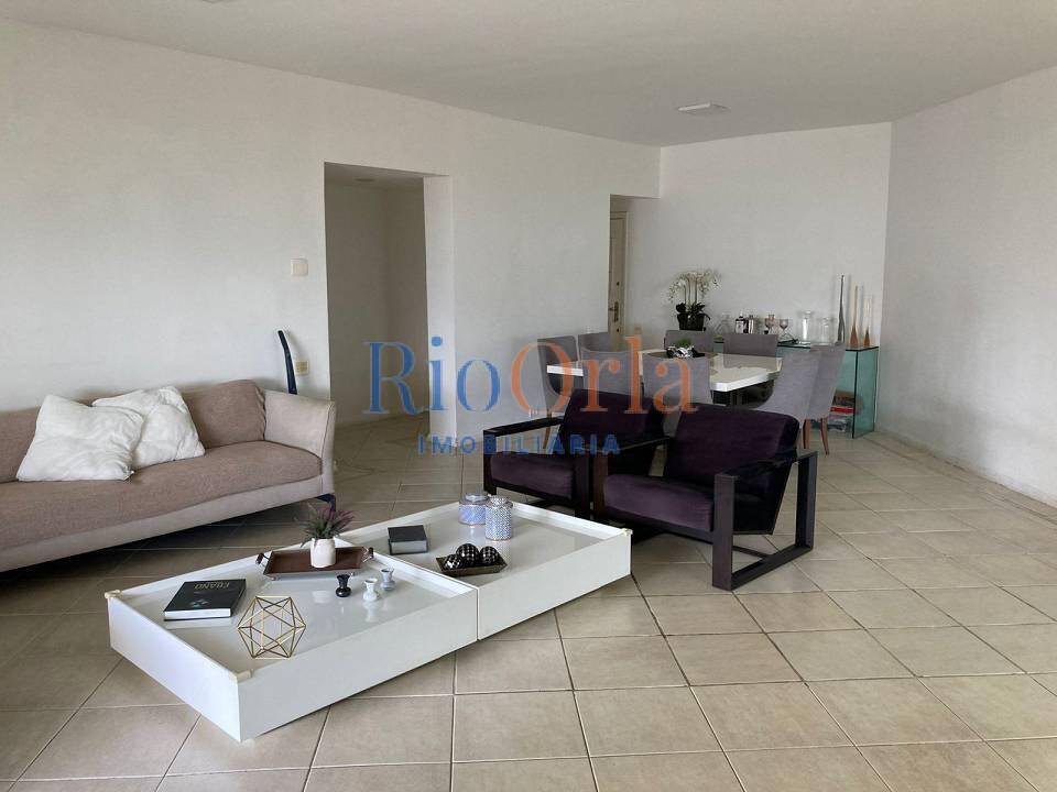 Apartamento à venda com 3 quartos, 220m² - Foto 6