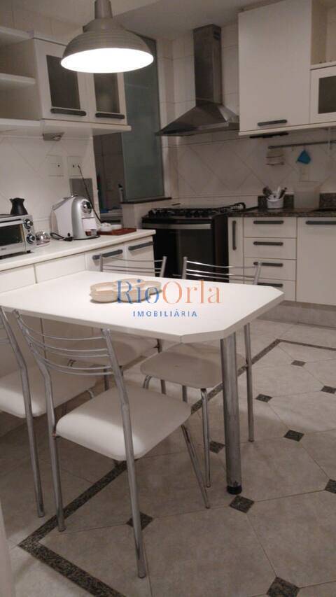 Apartamento à venda com 3 quartos, 139m² - Foto 9