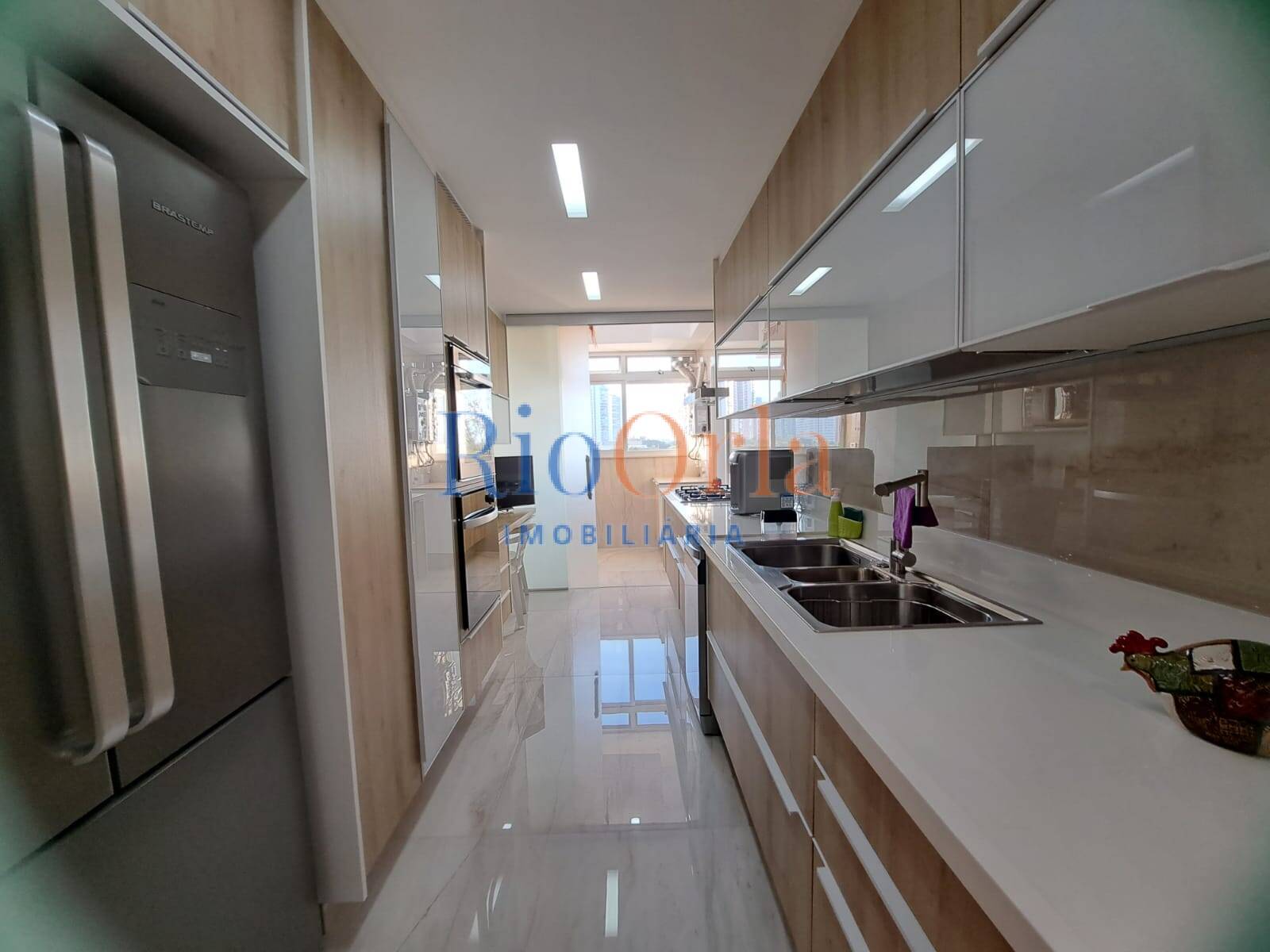 Apartamento à venda com 3 quartos, 160m² - Foto 8