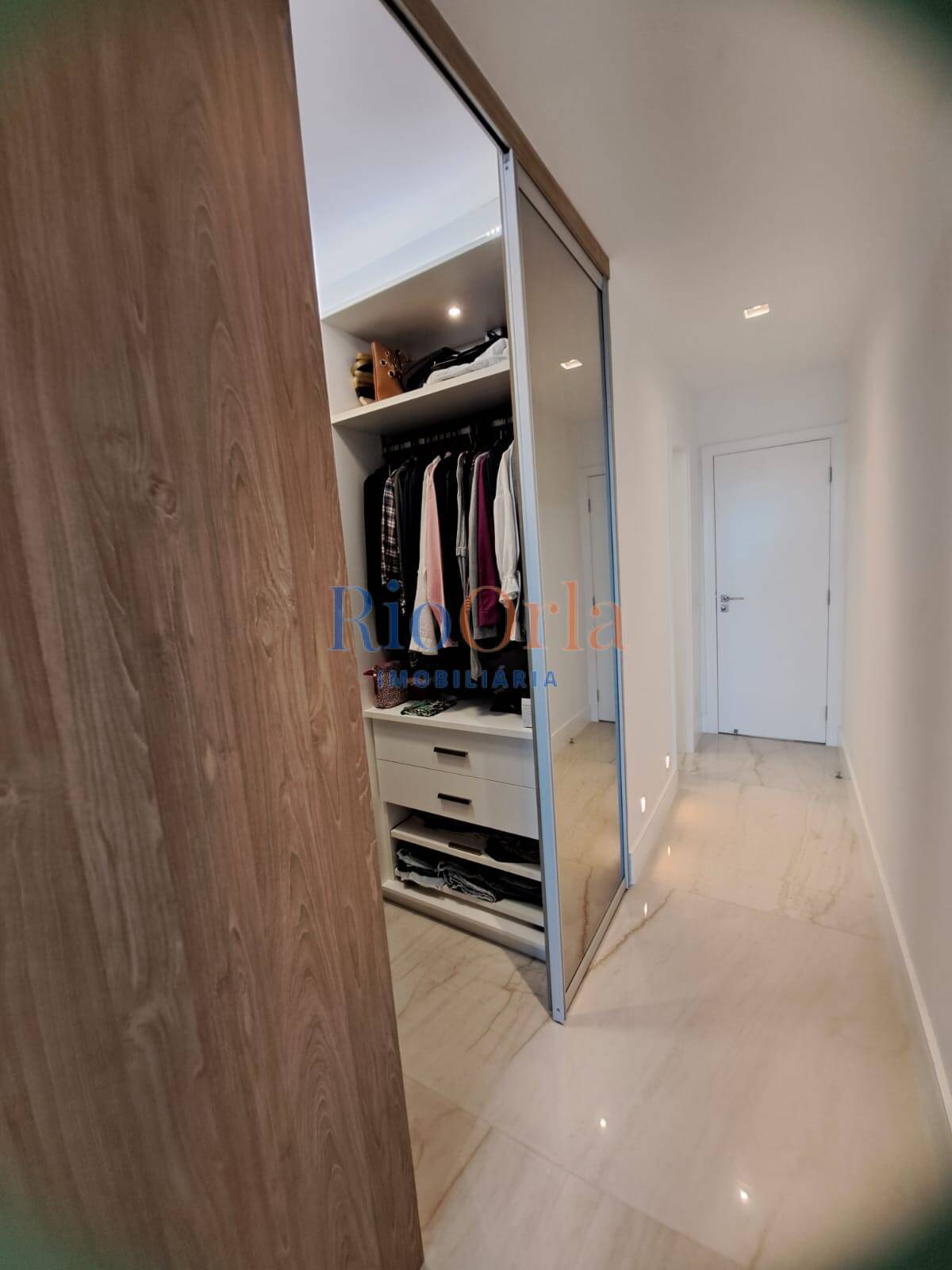 Apartamento à venda com 3 quartos, 160m² - Foto 15