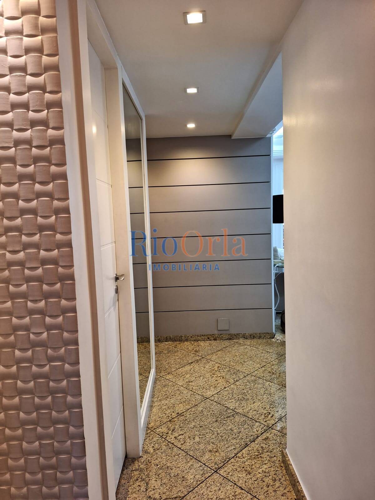 Apartamento à venda com 3 quartos, 230m² - Foto 12