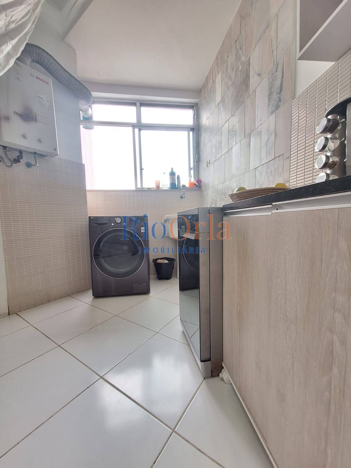 Apartamento à venda com 3 quartos, 230m² - Foto 30