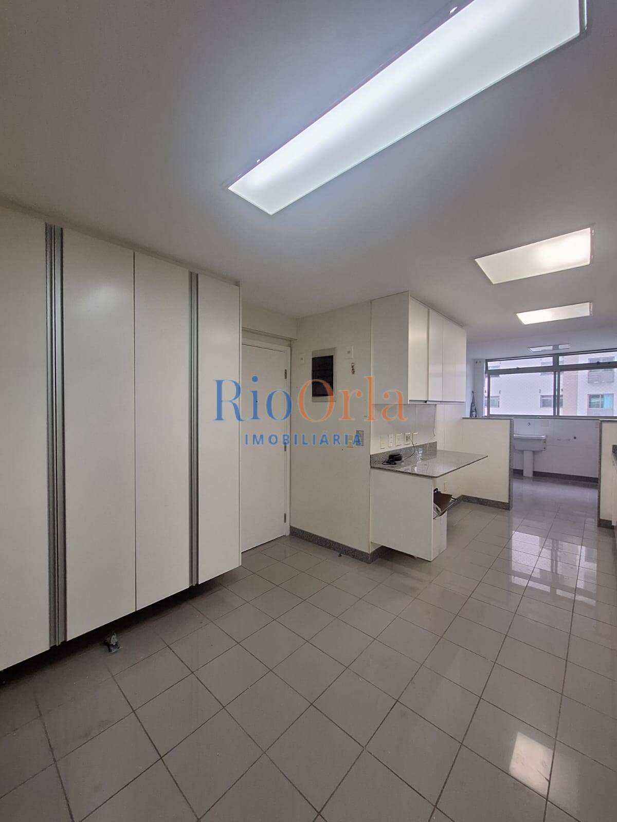 Apartamento à venda com 4 quartos, 270m² - Foto 38