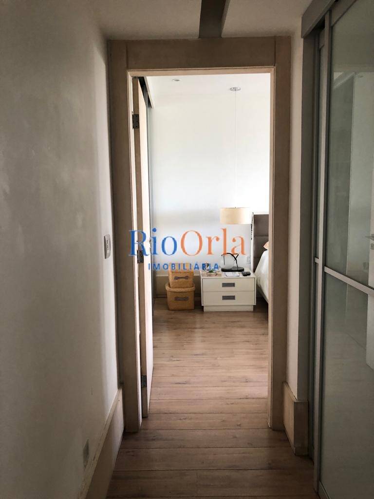 Apartamento à venda com 3 quartos, 230m² - Foto 15