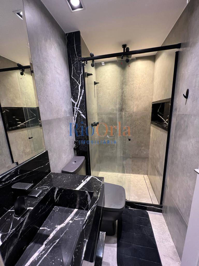 Apartamento à venda com 4 quartos, 180m² - Foto 9