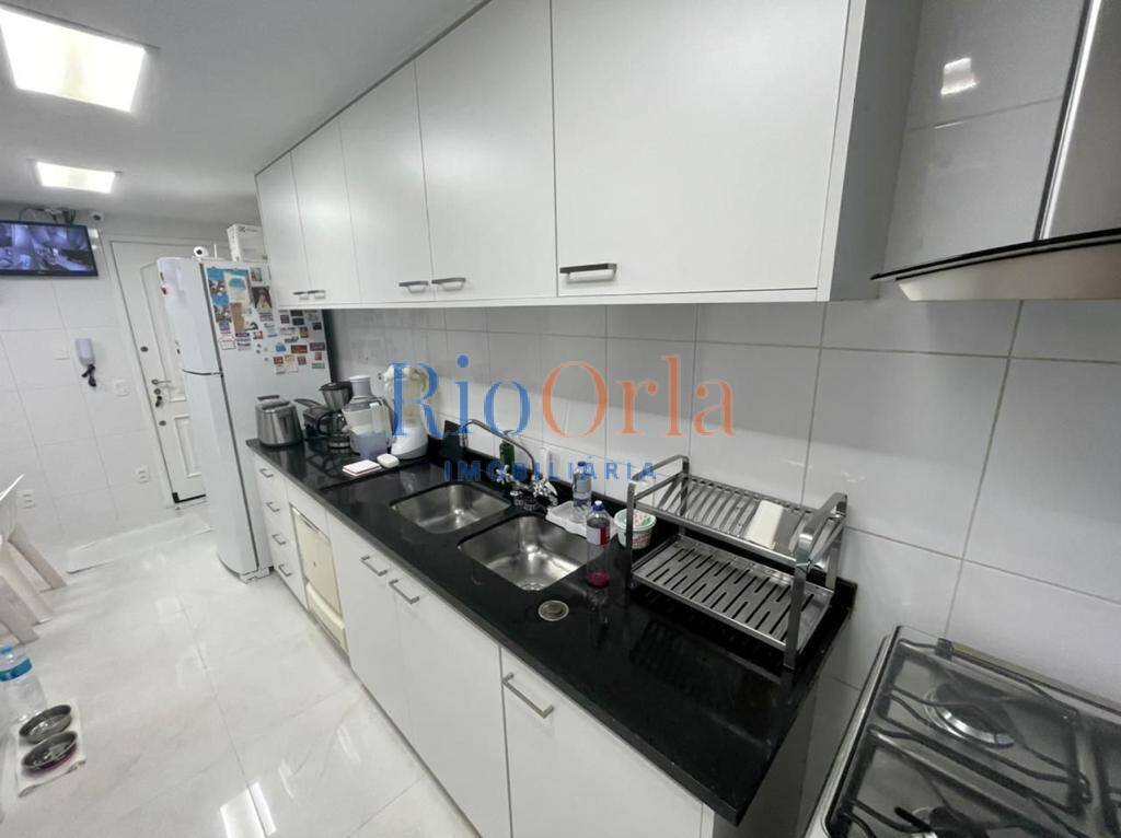 Apartamento à venda com 4 quartos, 180m² - Foto 15