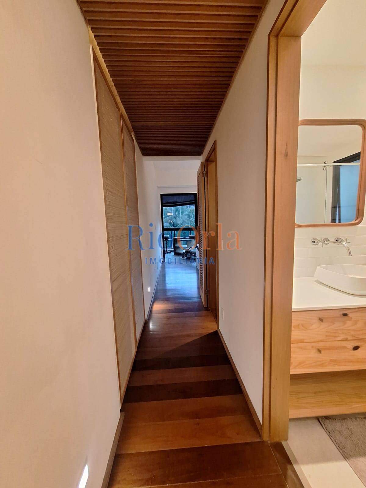 Apartamento à venda com 4 quartos, 200m² - Foto 20