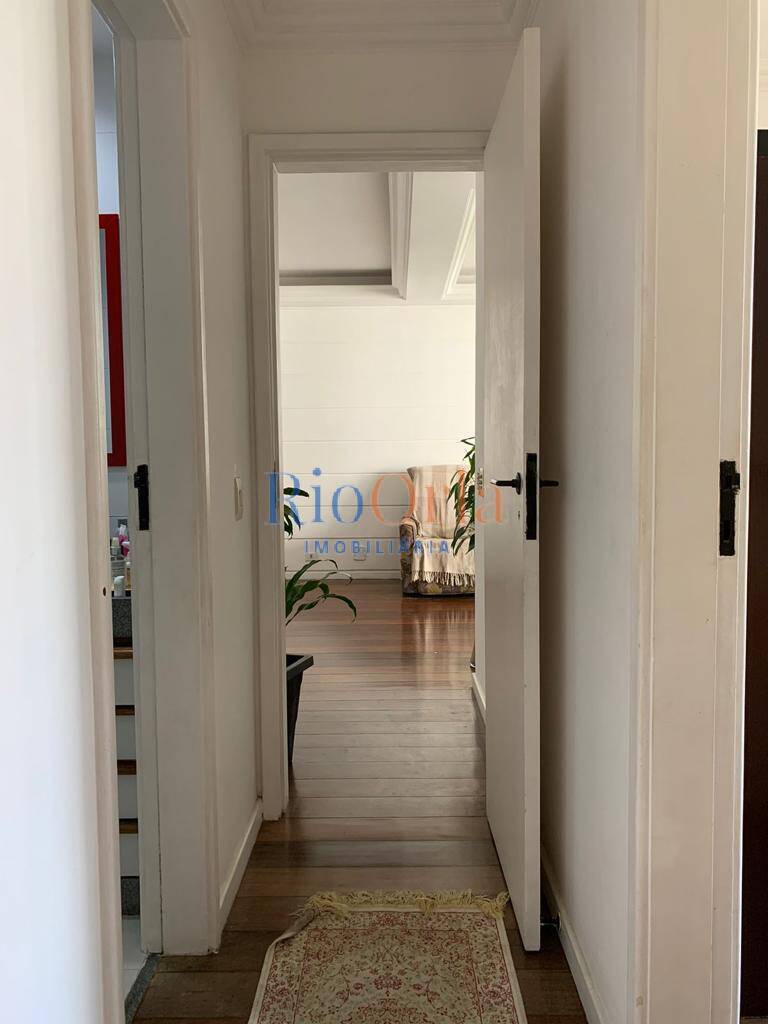 Apartamento à venda com 3 quartos, 138m² - Foto 9