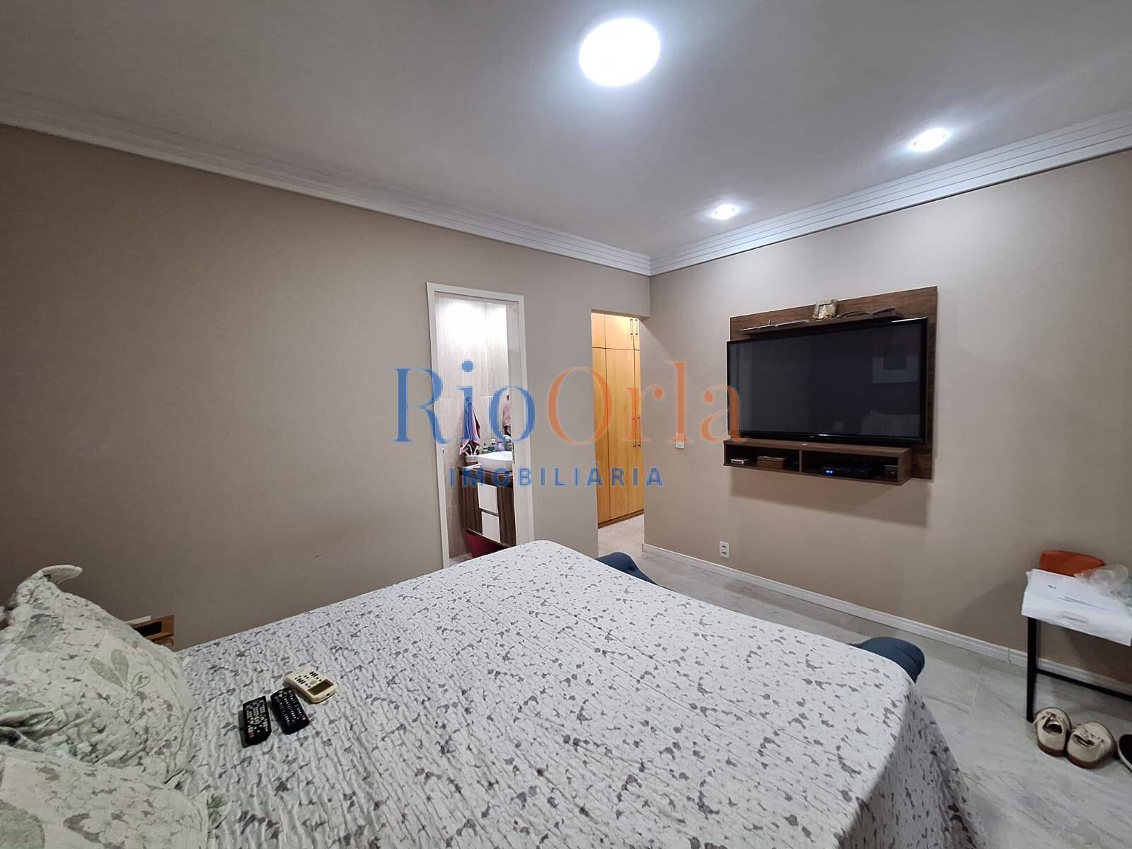 Apartamento à venda com 4 quartos, 167m² - Foto 18