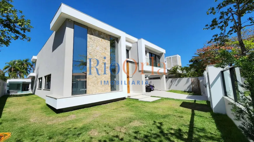 Casa de Condomínio à venda com 6 quartos, 1200m² - Foto 2