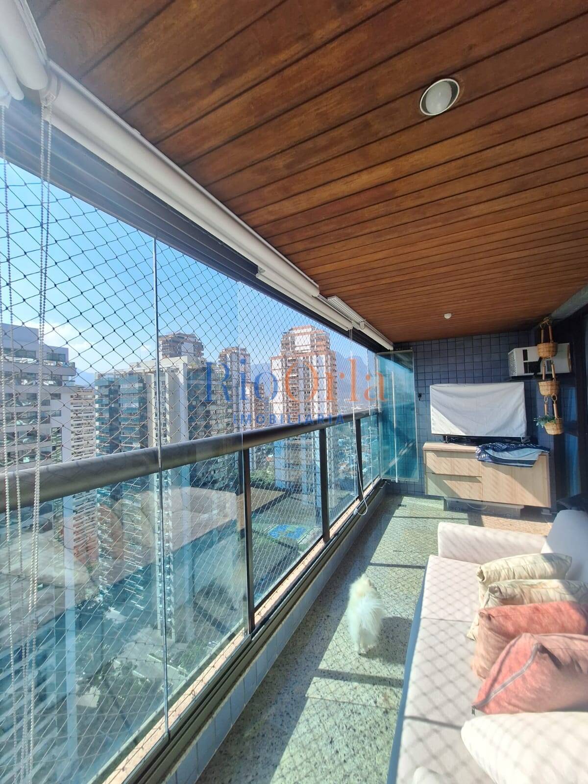 Apartamento para alugar com 4 quartos, 140m² - Foto 17