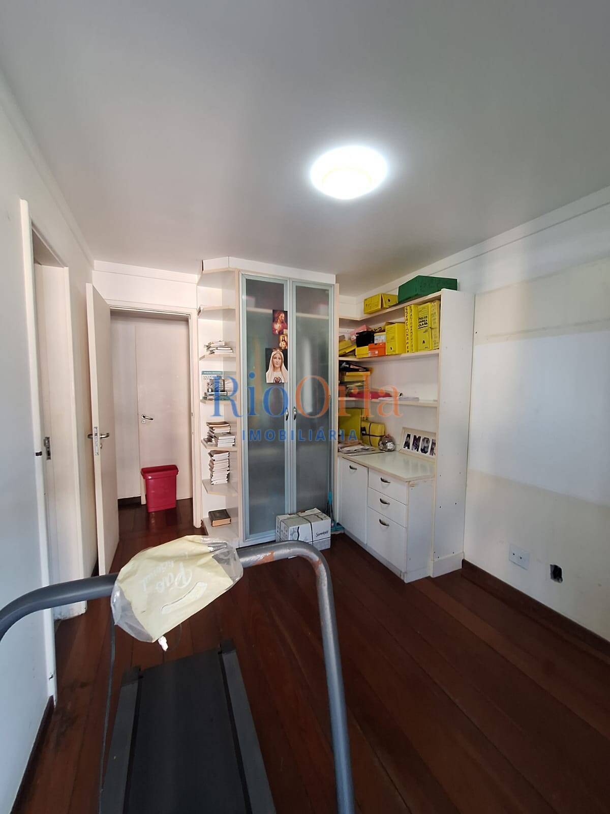 Cobertura à venda com 4 quartos, 300m² - Foto 28