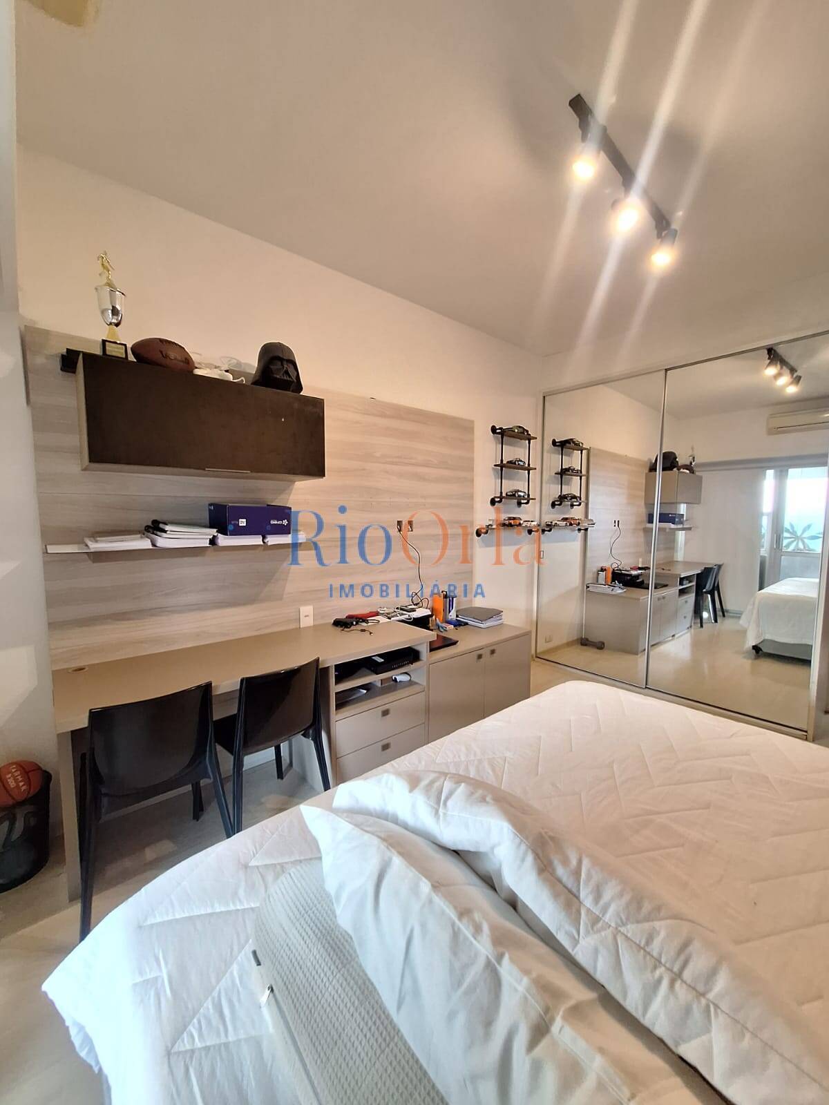 Apartamento à venda com 5 quartos, 300m² - Foto 23