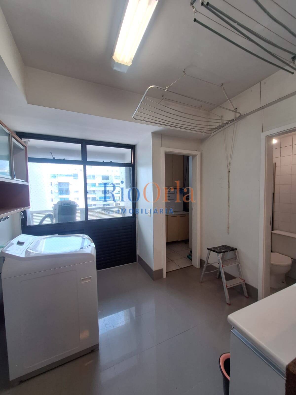 Apartamento para alugar com 4 quartos, 226m² - Foto 18