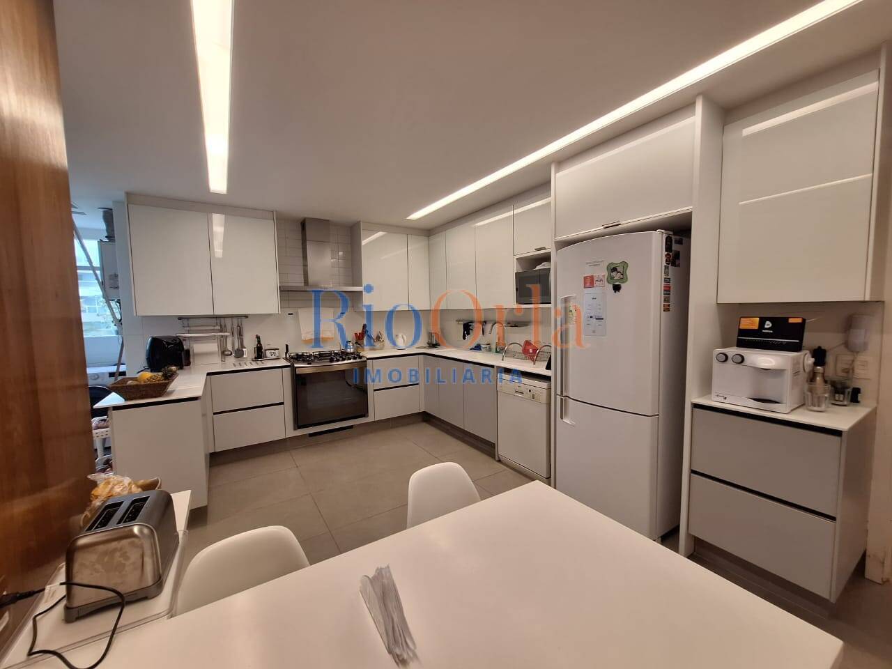 Apartamento à venda com 3 quartos, 400m² - Foto 18