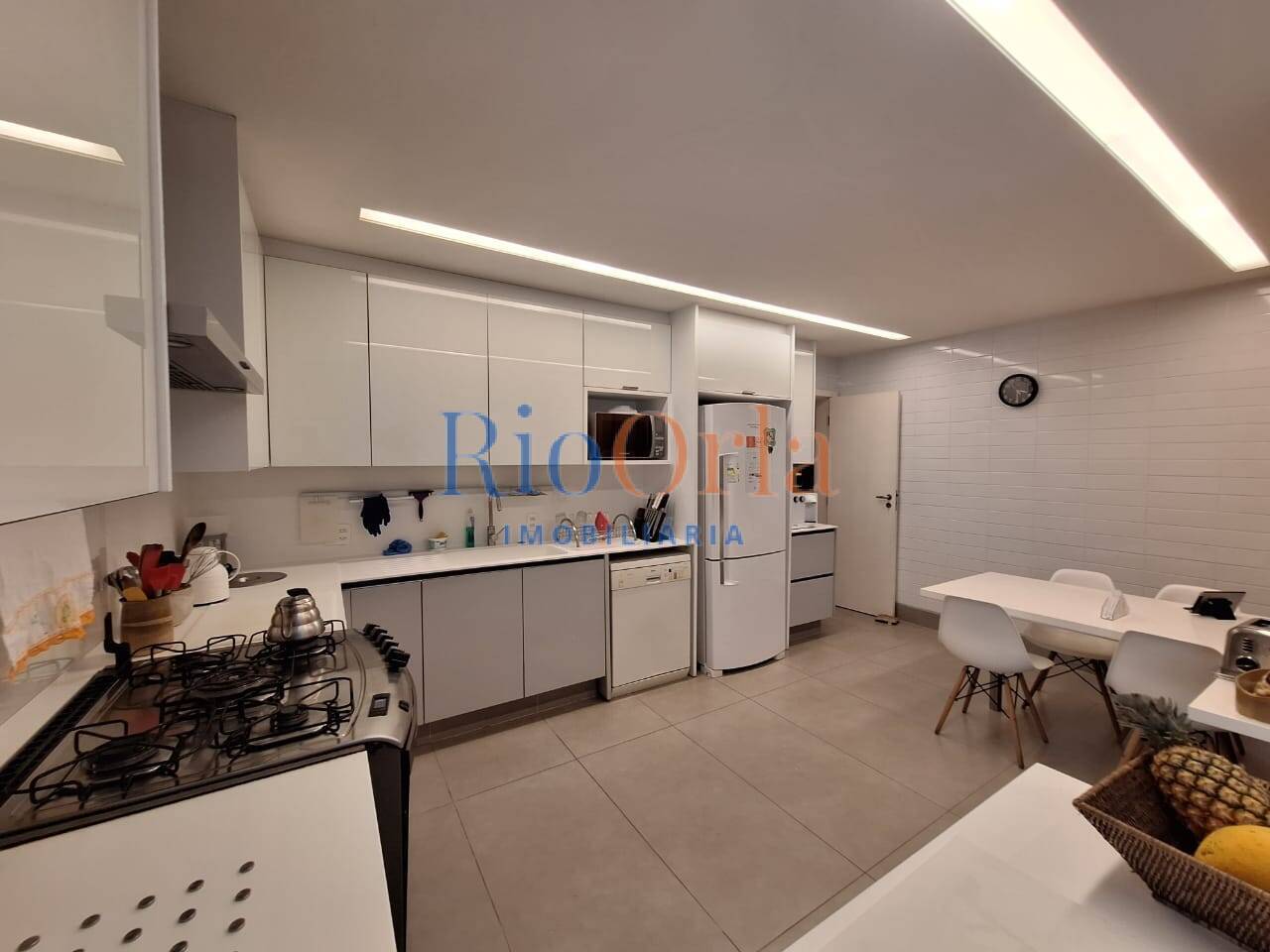 Apartamento à venda com 3 quartos, 400m² - Foto 19