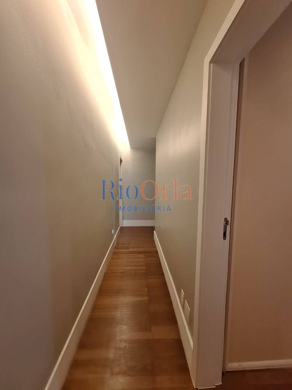 Apartamento à venda com 3 quartos, 400m² - Foto 22