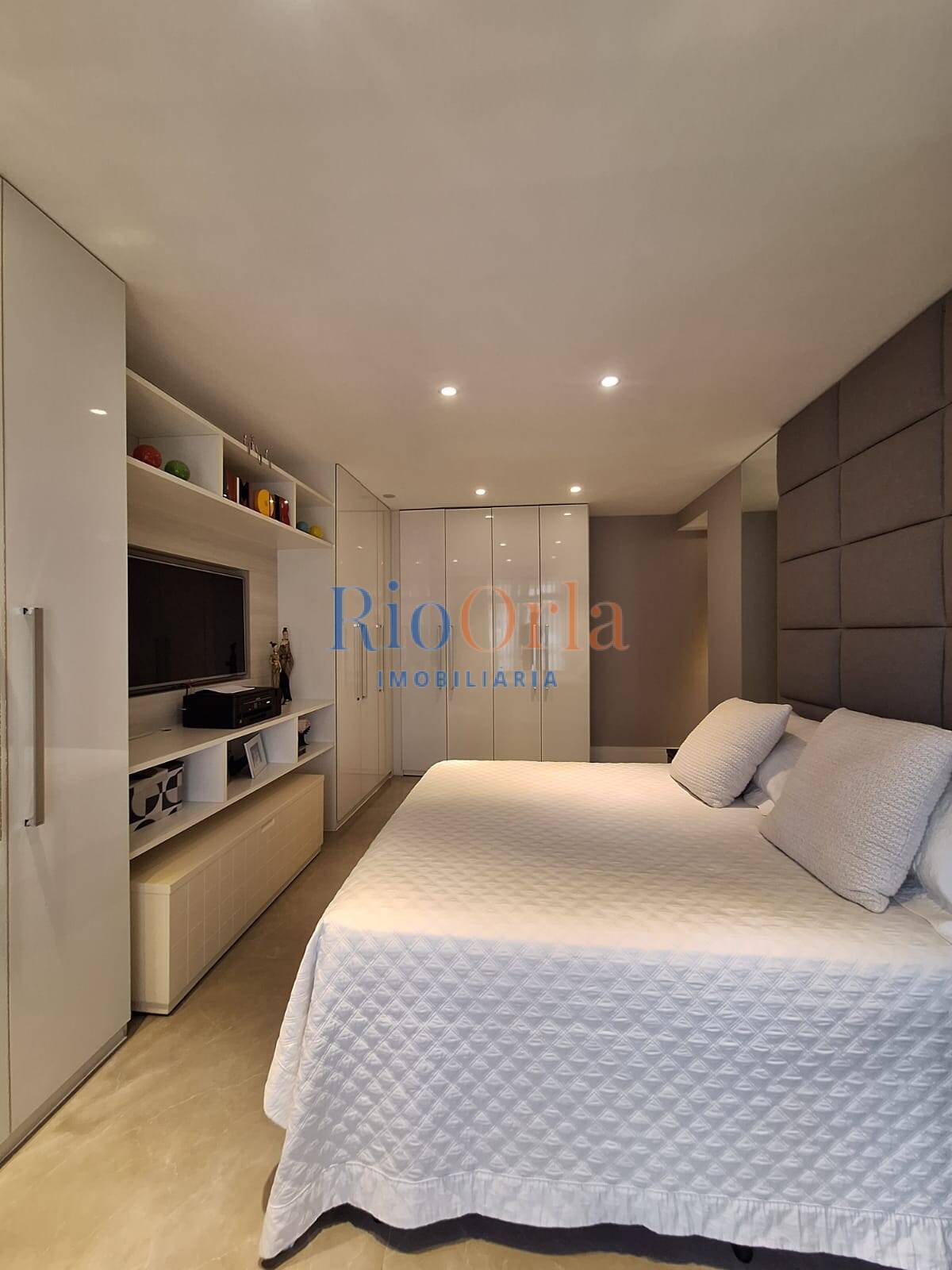 Apartamento à venda com 4 quartos, 300m² - Foto 12