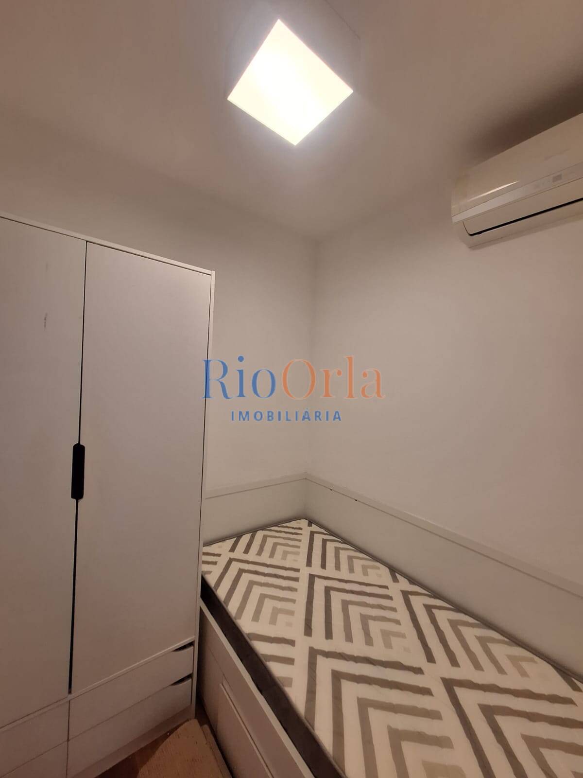 Apartamento à venda com 3 quartos, 240m² - Foto 32