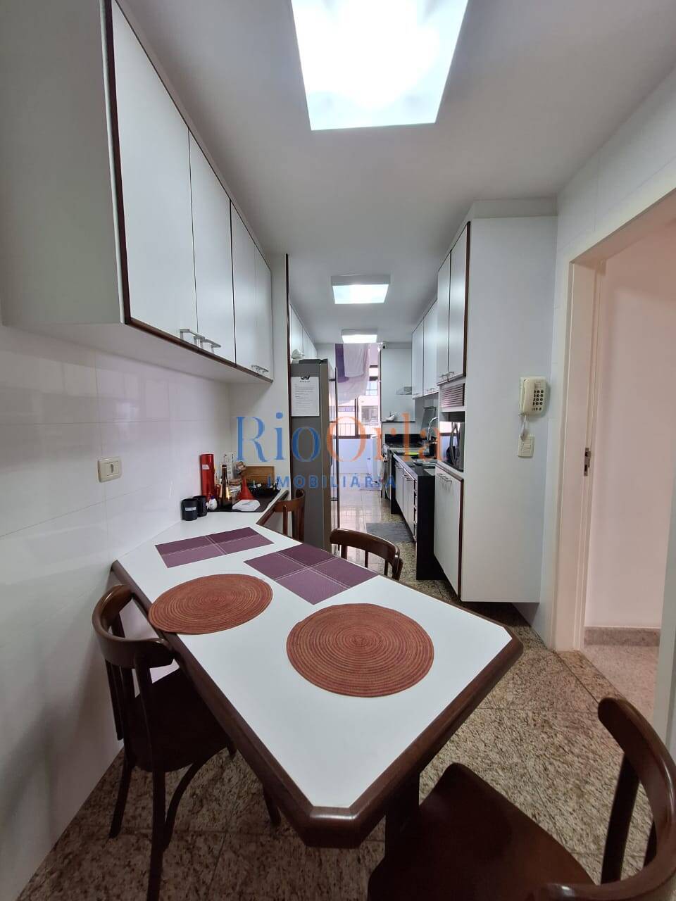 Apartamento à venda com 3 quartos, 177m² - Foto 18