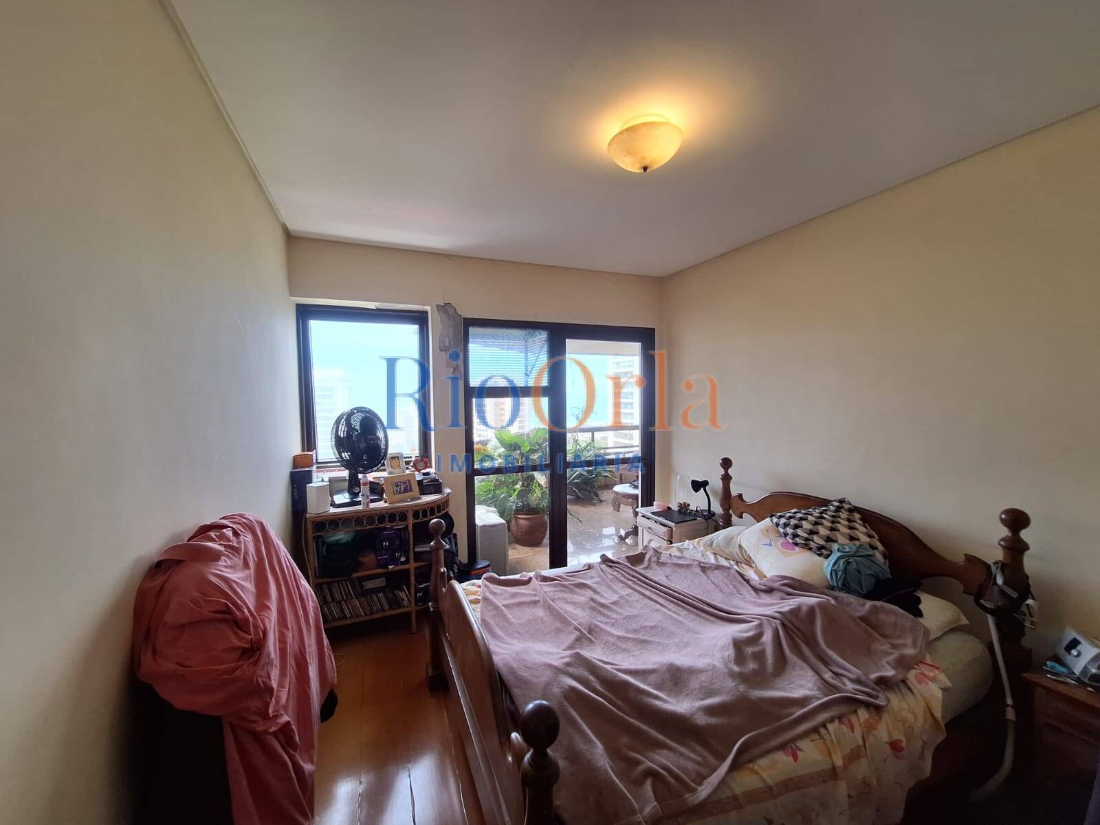 Apartamento à venda com 4 quartos, 215m² - Foto 18