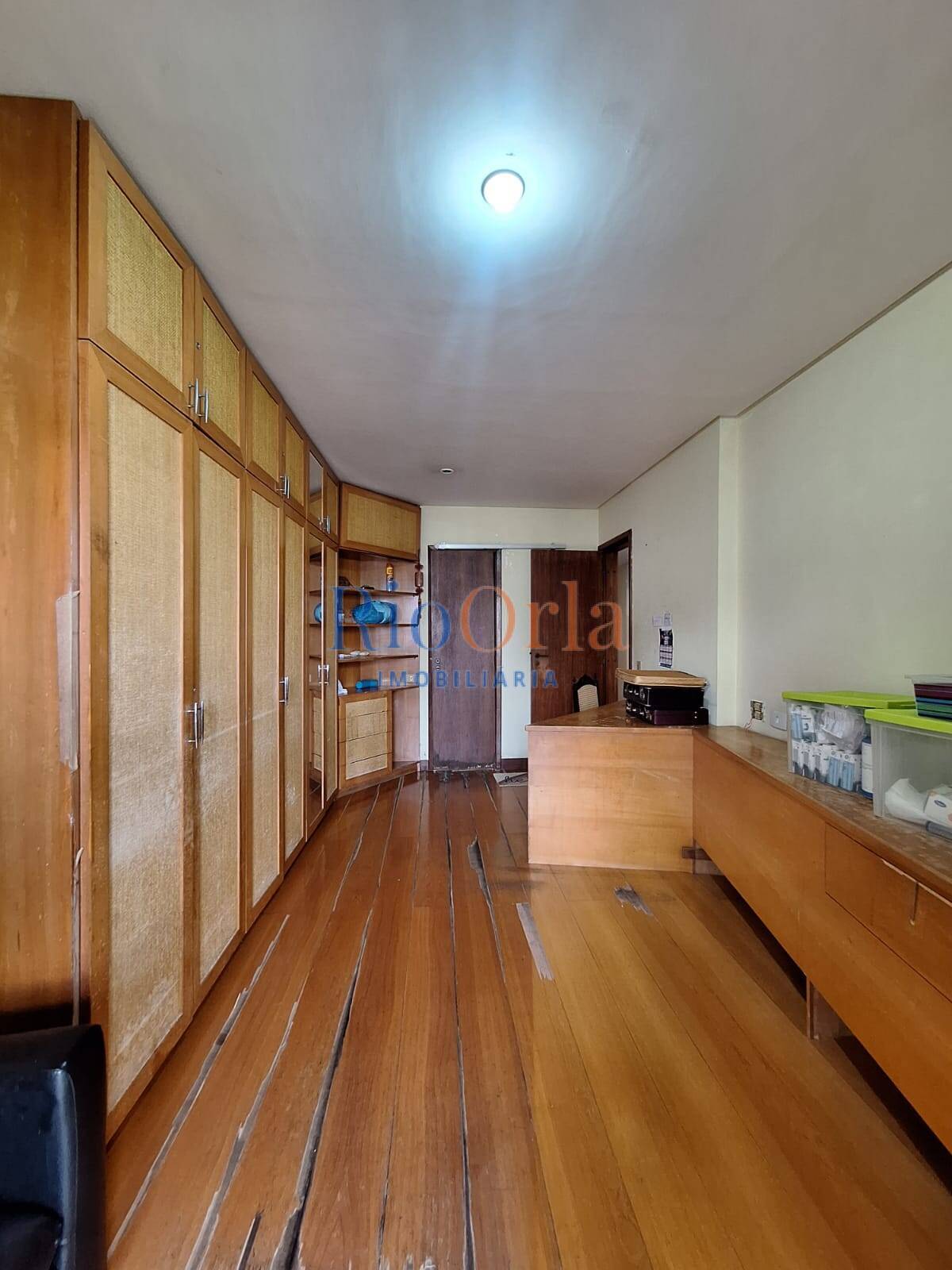 Apartamento à venda com 4 quartos, 215m² - Foto 25