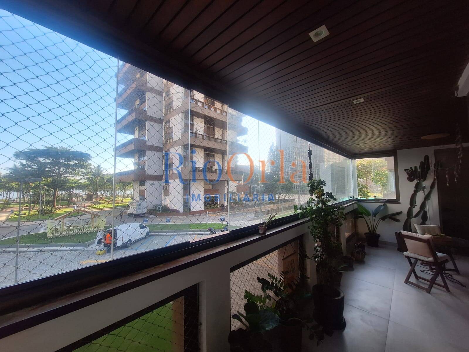 Apartamento à venda com 4 quartos, 180m² - Foto 5