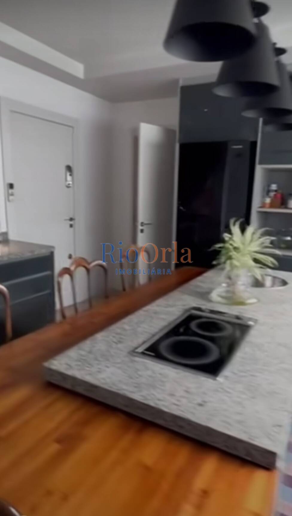 Apartamento à venda com 4 quartos, 270m² - Foto 13