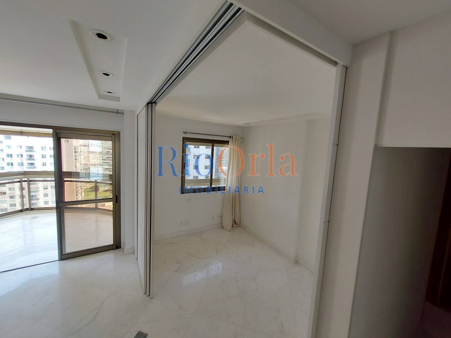 Apartamento à venda com 3 quartos, 114m² - Foto 11