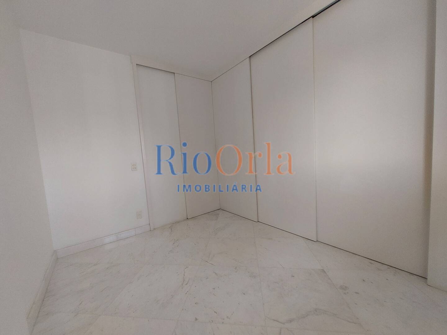 Apartamento à venda com 3 quartos, 114m² - Foto 13