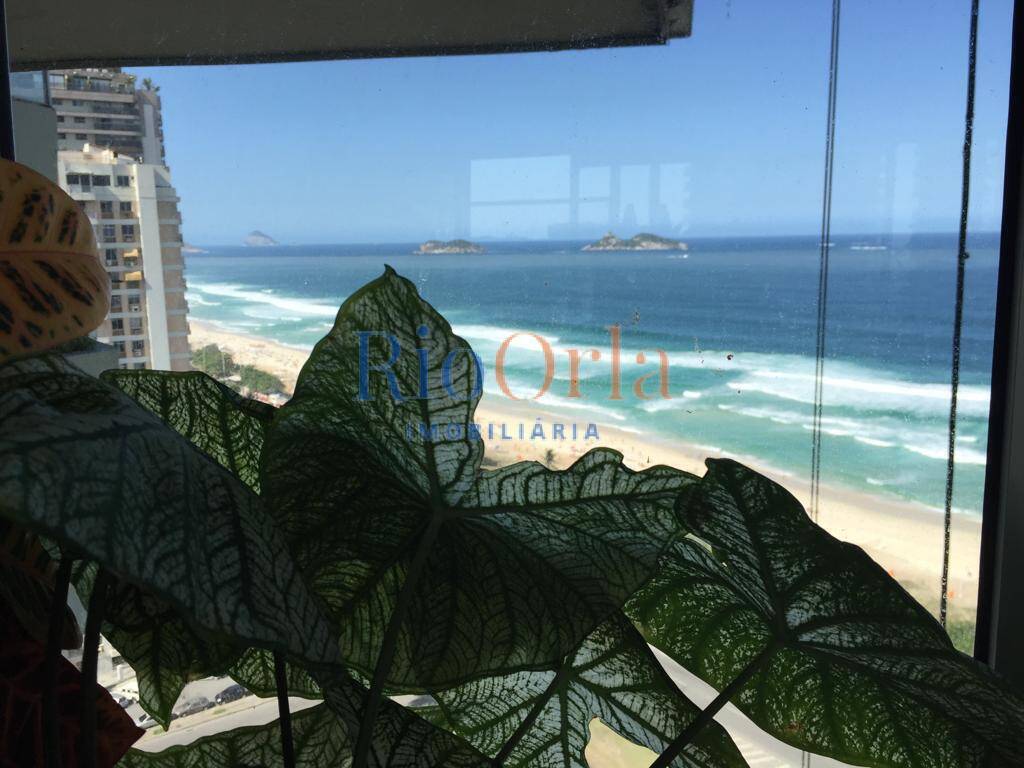 Apartamento à venda com 4 quartos, 400m² - Foto 1