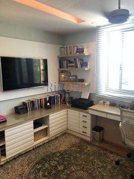 Apartamento à venda com 4 quartos, 274m² - Foto 19