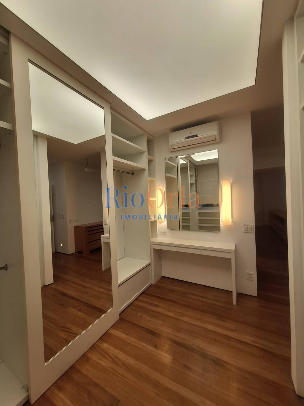 Apartamento à venda com 3 quartos, 240m² - Foto 12