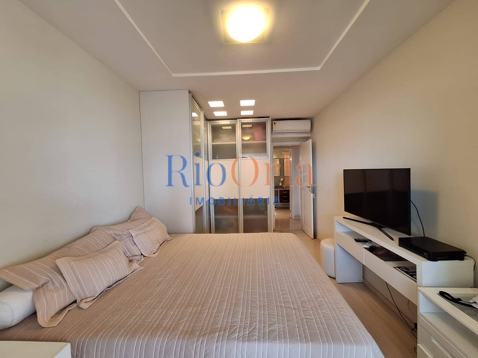 Apartamento à venda com 4 quartos, 300m² - Foto 23