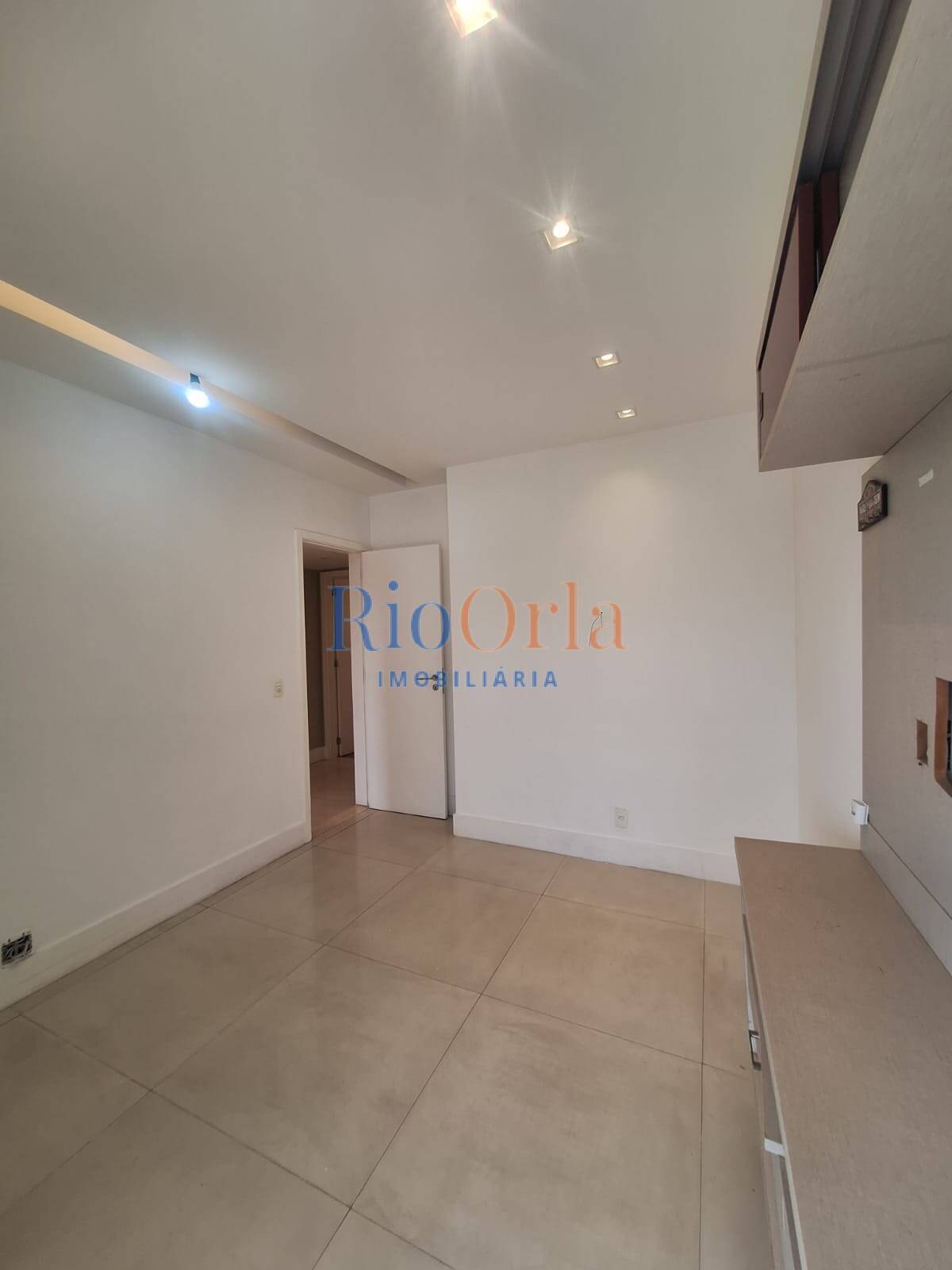 Apartamento à venda com 4 quartos, 157m² - Foto 27