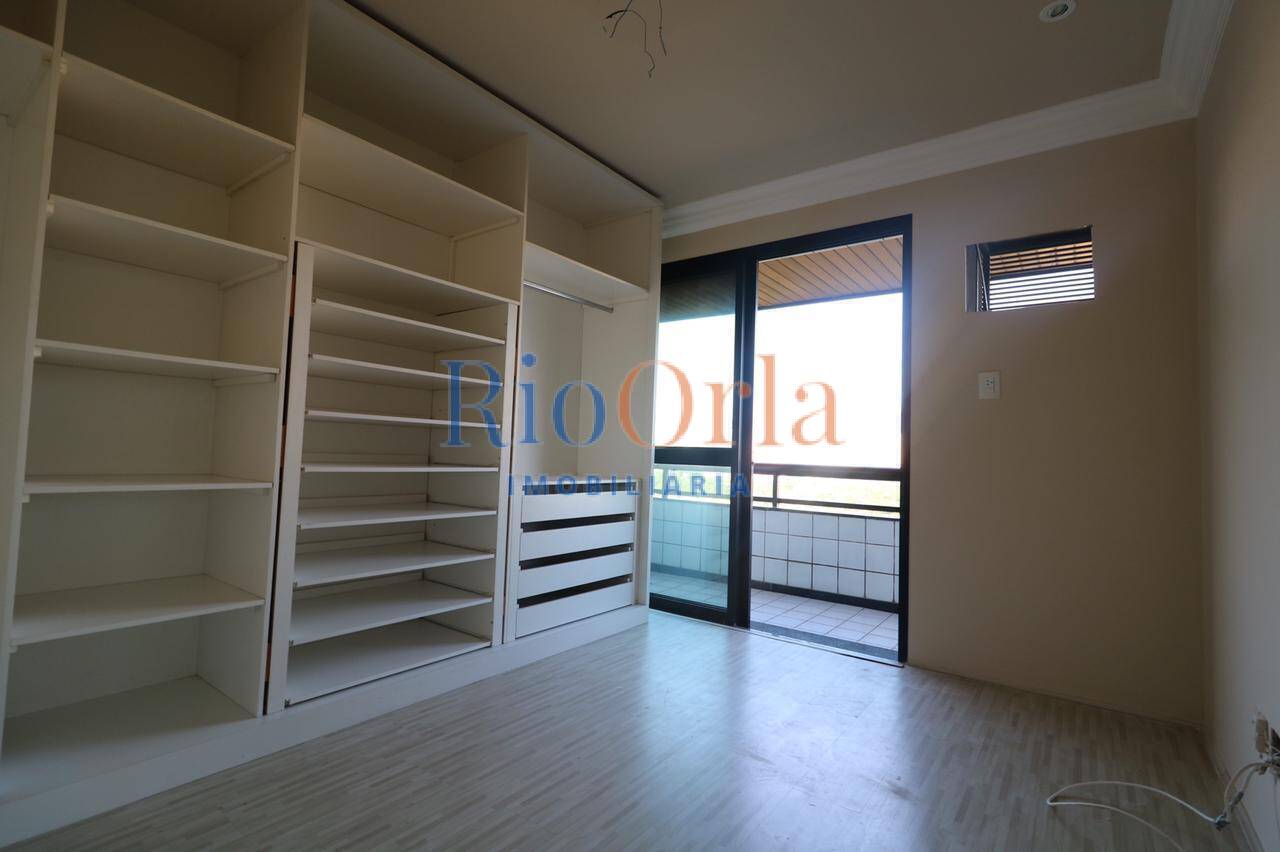 Apartamento à venda com 4 quartos, 211m² - Foto 12