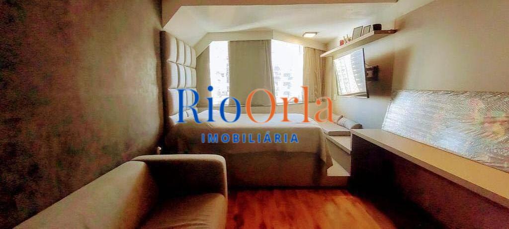 Apartamento à venda com 4 quartos, 201m² - Foto 7