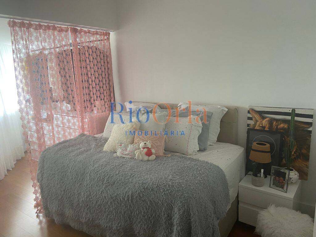 Apartamento à venda com 3 quartos, 221m² - Foto 10