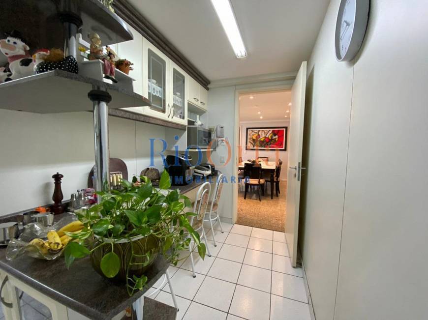 Apartamento à venda com 4 quartos, 143m² - Foto 14