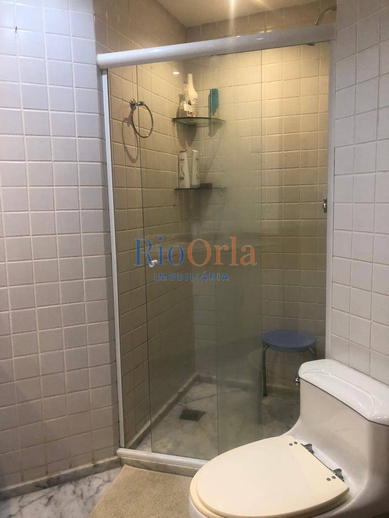 Apartamento à venda com 4 quartos, 185m² - Foto 18