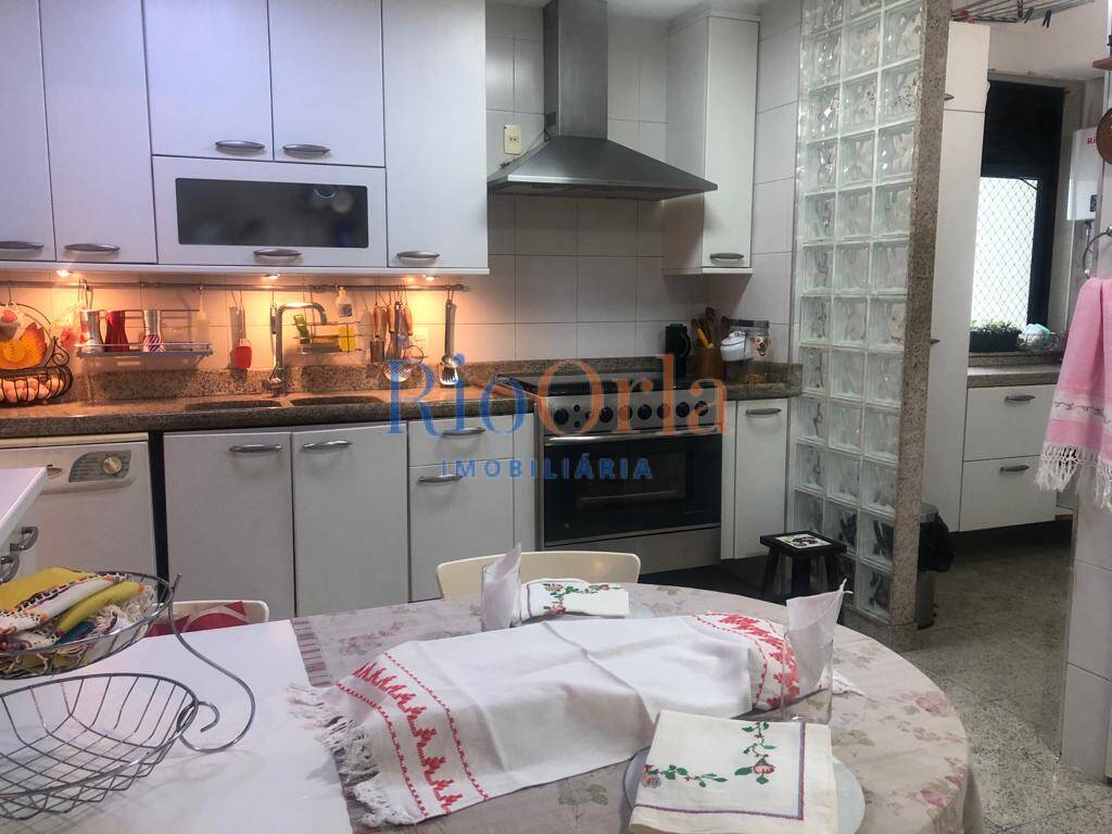 Apartamento à venda com 4 quartos, 185m² - Foto 21