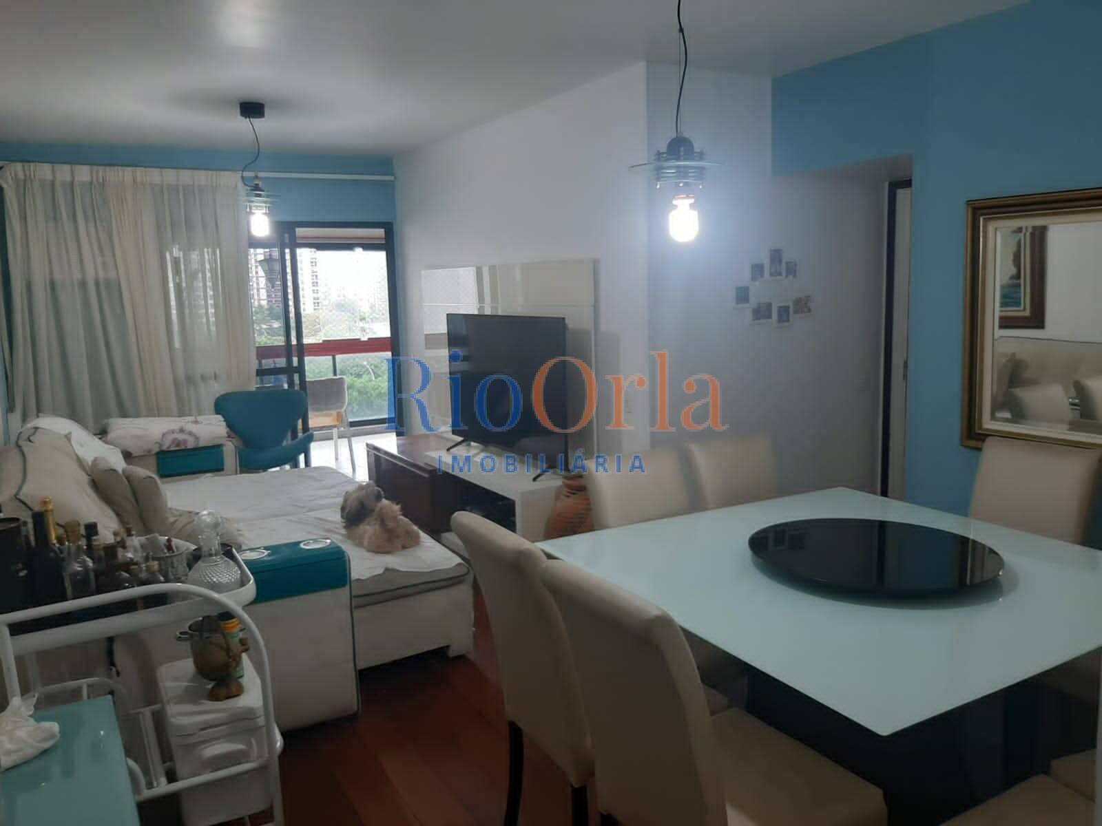 Apartamento à venda com 3 quartos, 125m² - Foto 4