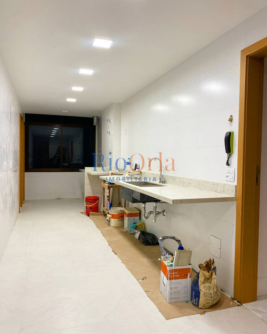 Apartamento à venda com 4 quartos, 168m² - Foto 8